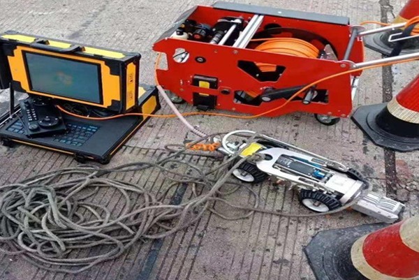 恩平CCTV管道检测机器人