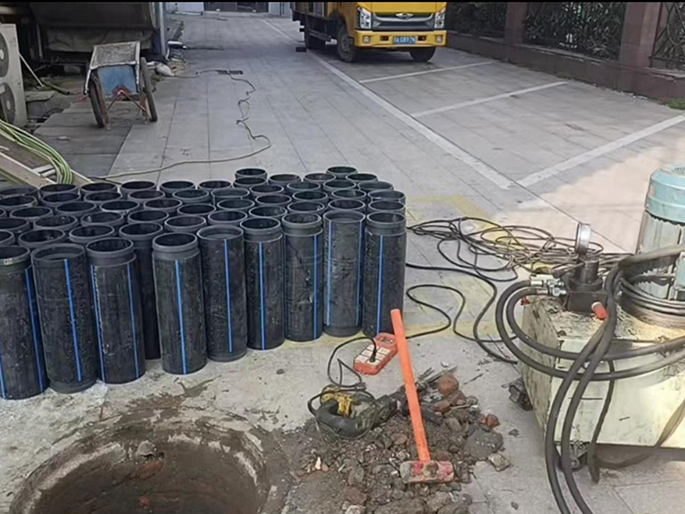 恩平PE置换管厂家 DN315置换管 非开挖管短管置换